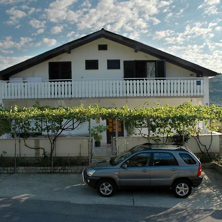 Apartments Ruza Supetarska Draga Ngoại thất bức ảnh