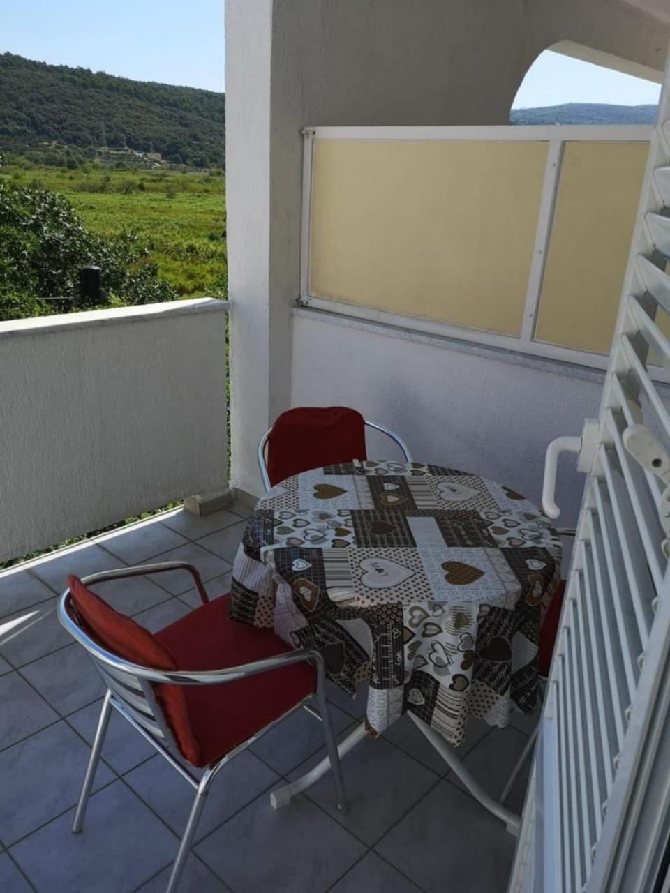 Apartments Ruza Supetarska Draga Ngoại thất bức ảnh