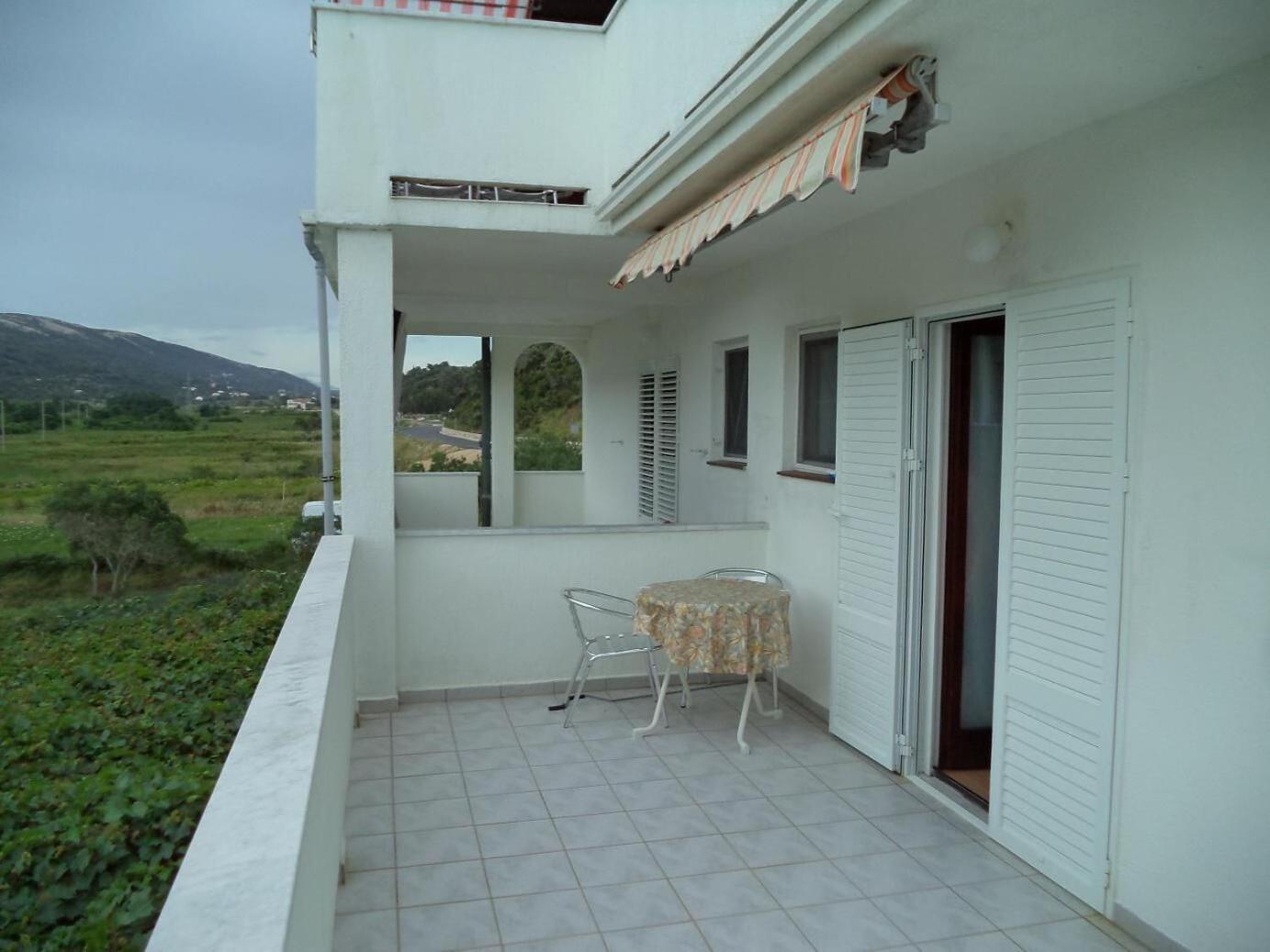 Apartments Ruza Supetarska Draga Ngoại thất bức ảnh